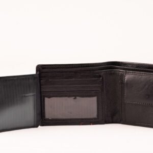 Ma Fierté Classic Black Leather Wallet – Slim & Stylish Everyday Essential - Image 4